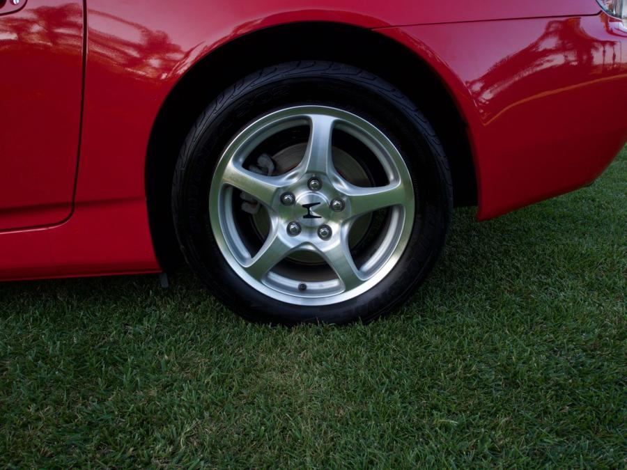 Колеса Honda S2000 (AP1) 2000 года  (фото 43 из 131)
